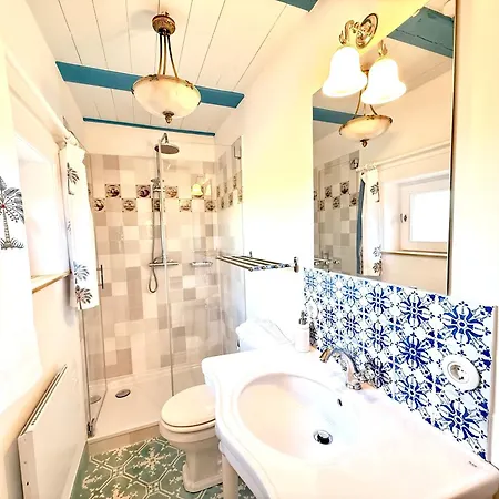 Det Danske Hus - Backbord *