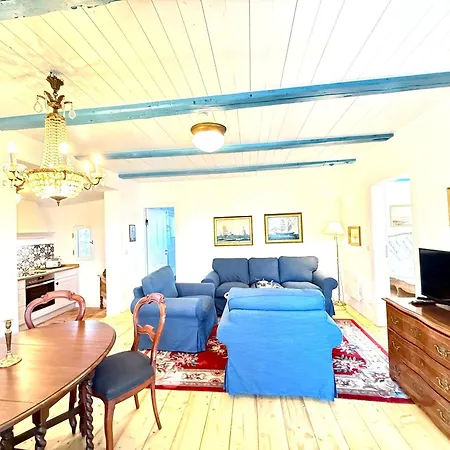 Det Danske Hus - Backbord Dunsum